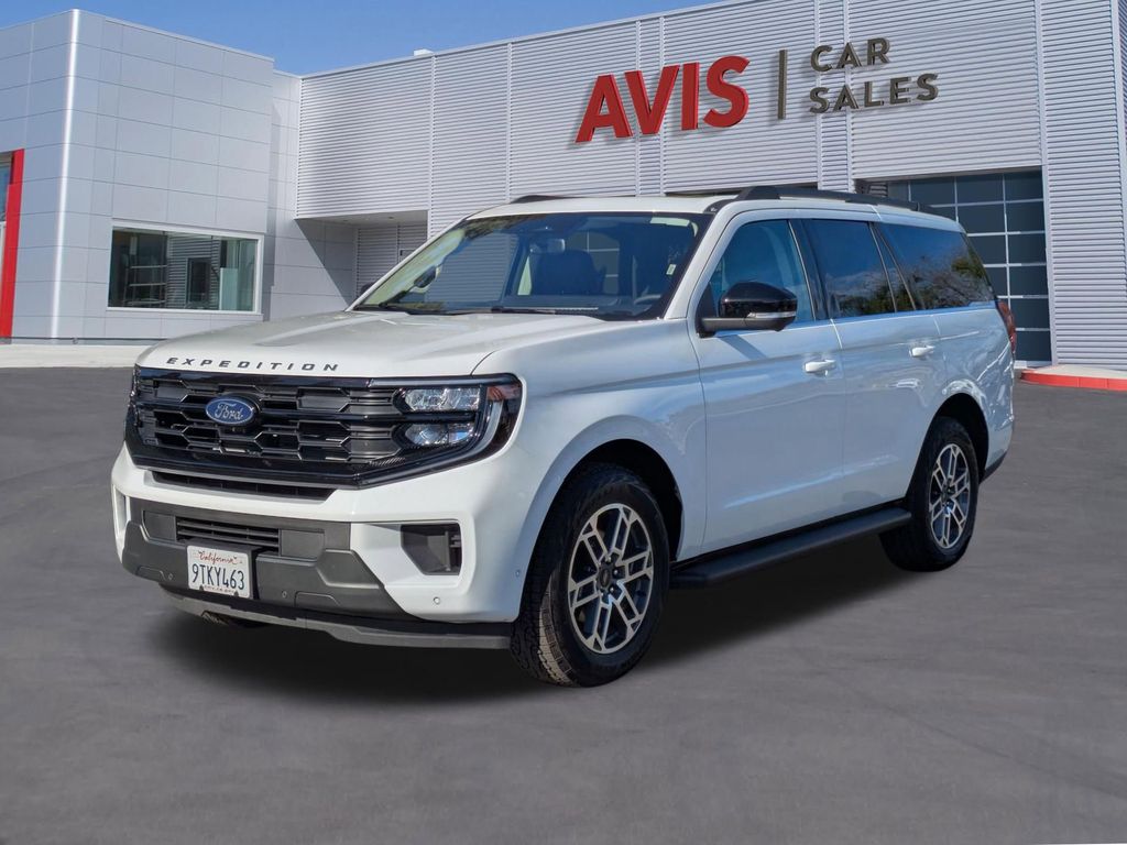 2025 Ford Expedition Active 4WD