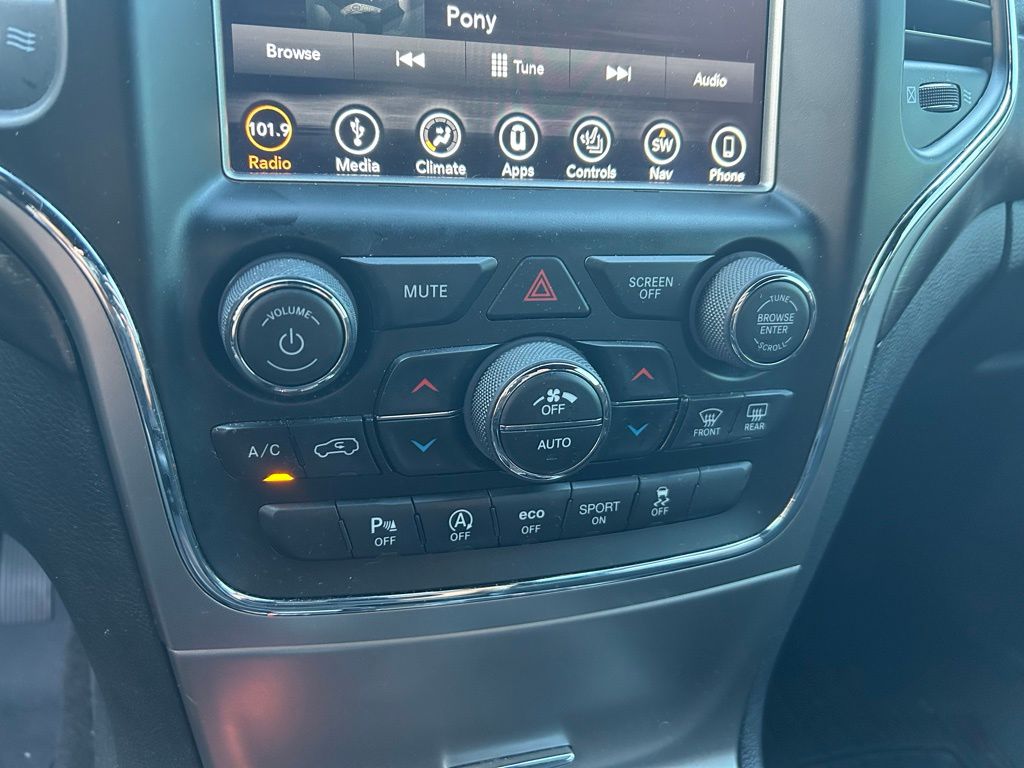 Thumbnail: 2018 Jeep Grand Cherokee - 25