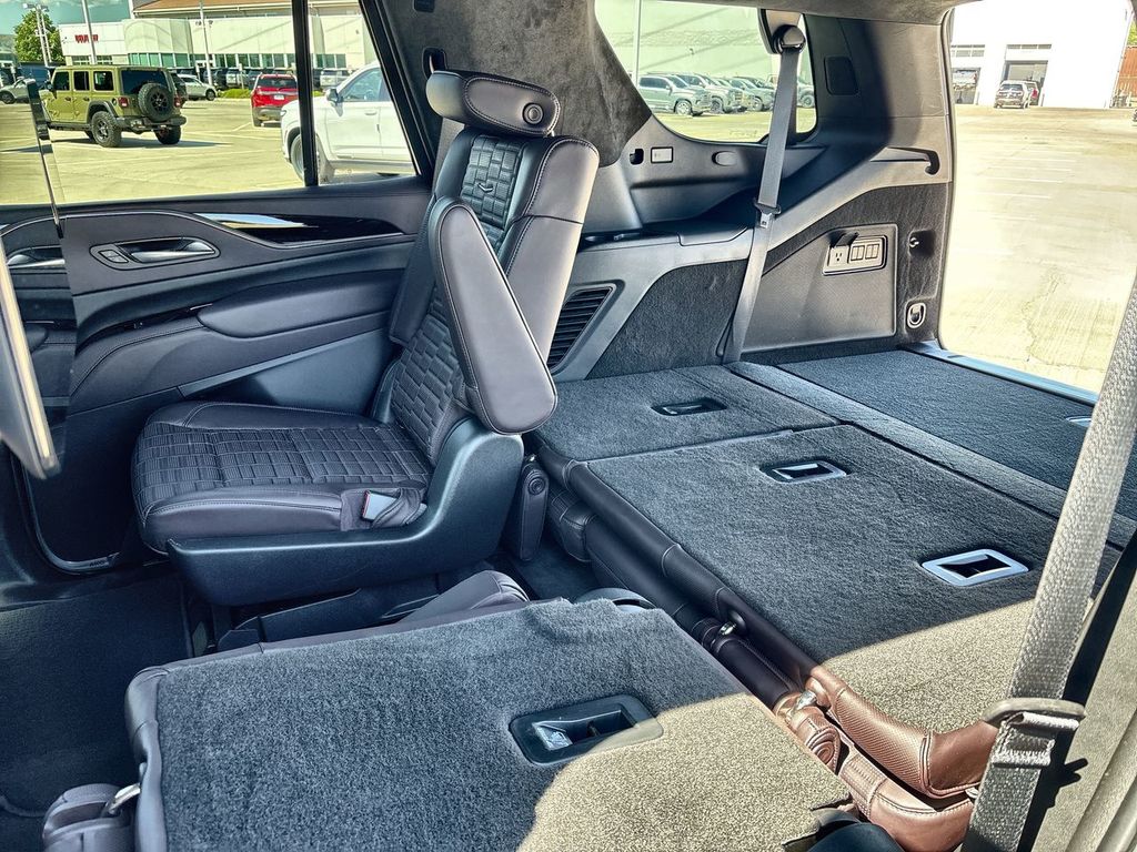 Used 2023 Cadillac Escalade SUV