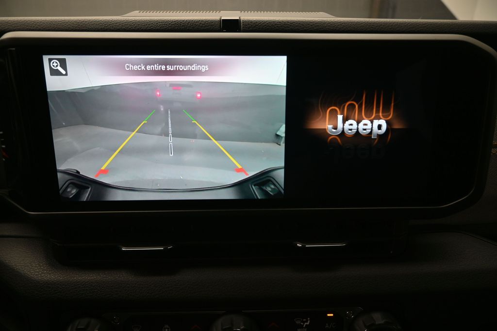 Used 2024 Jeep Gladiator Truck