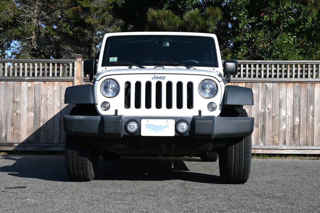 Thumbnail: 2015 Jeep Wrangler - 7