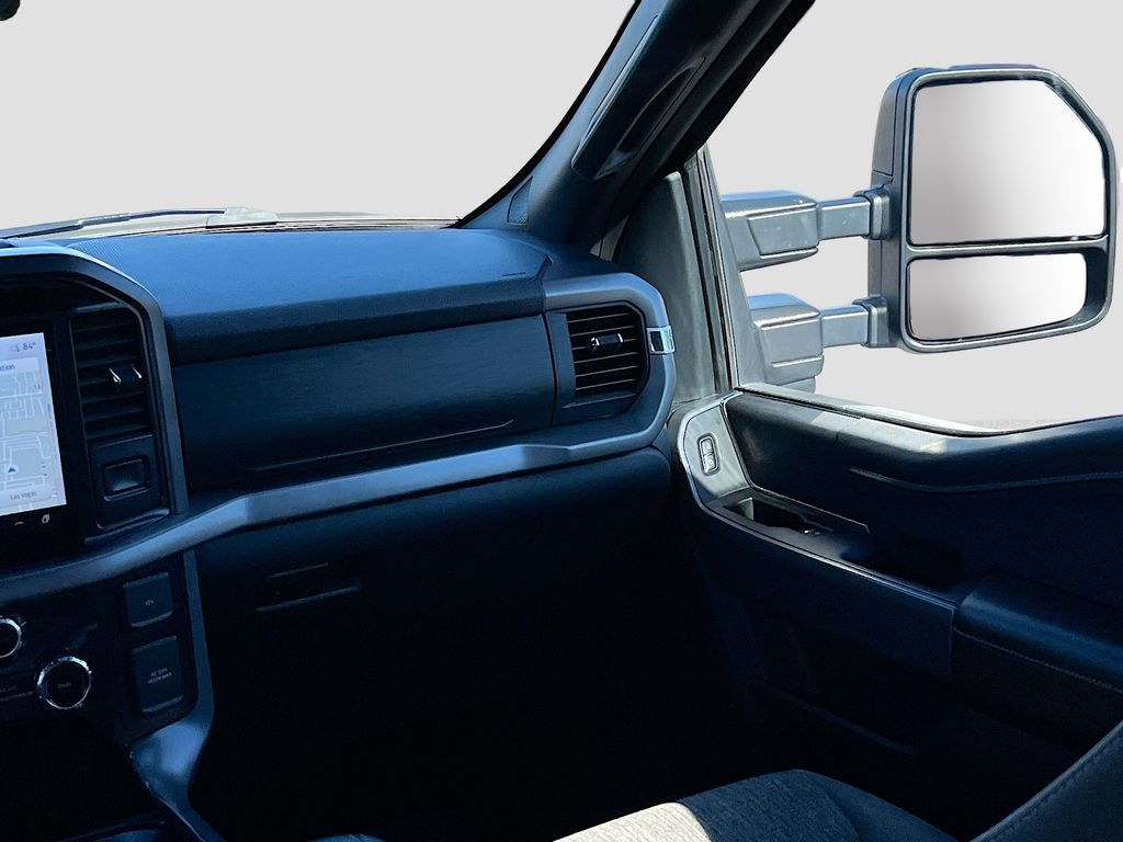 Used 2024 Red Ford XLT image 23