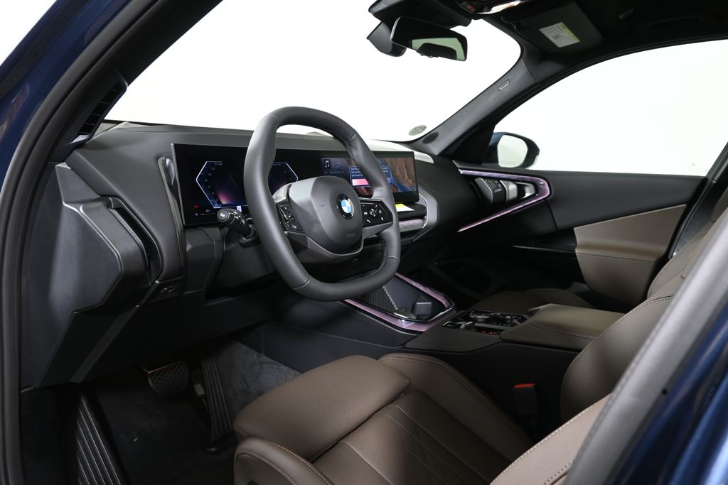 Thumbnail: 2026 BMW X3 - 15