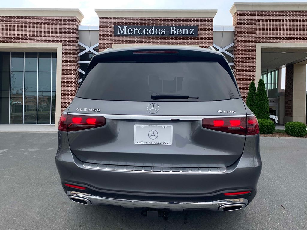 2025 Mercedes-Benz GLS 450 4MATIC 6