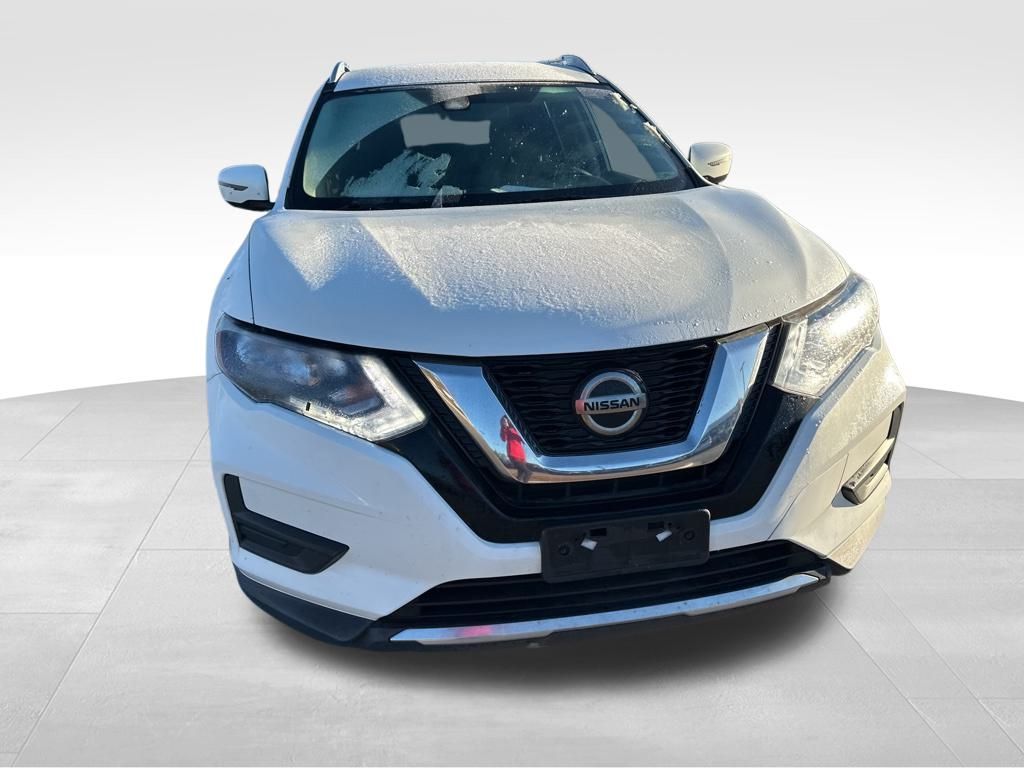 2020 Nissan Rogue SV 4