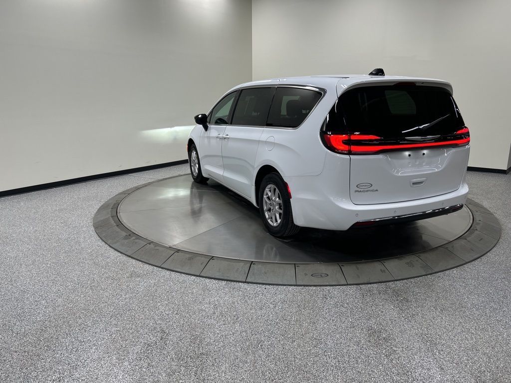used 2024 Chrysler Pacifica car, priced at $29,979
