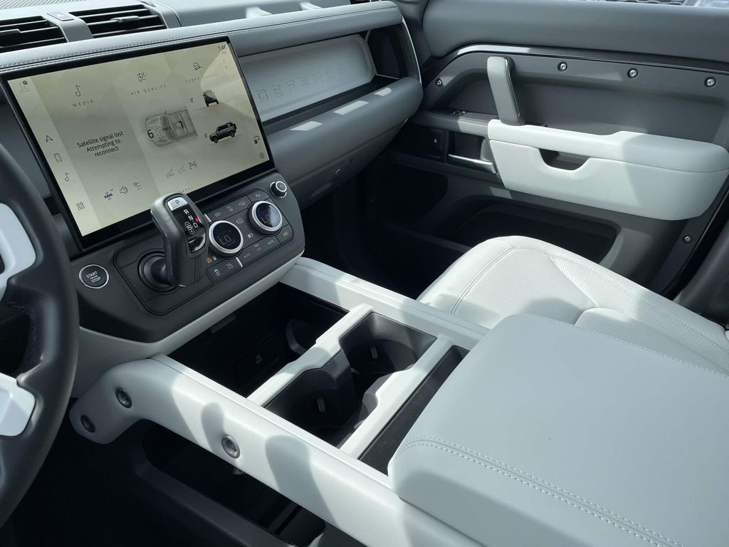 New 2026 Gray Land Rover S image 30