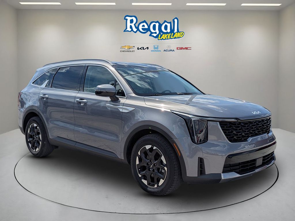 Everlasting Silver 2024 Kia Sorento SUV / Crossover Front-Wheel Drive 8-Speed Automatic