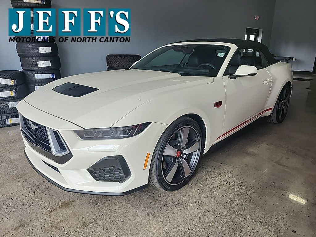 Wimbledon White 2025 Ford Mustang Convertible Rear-Wheel Drive 6-Speed Manual