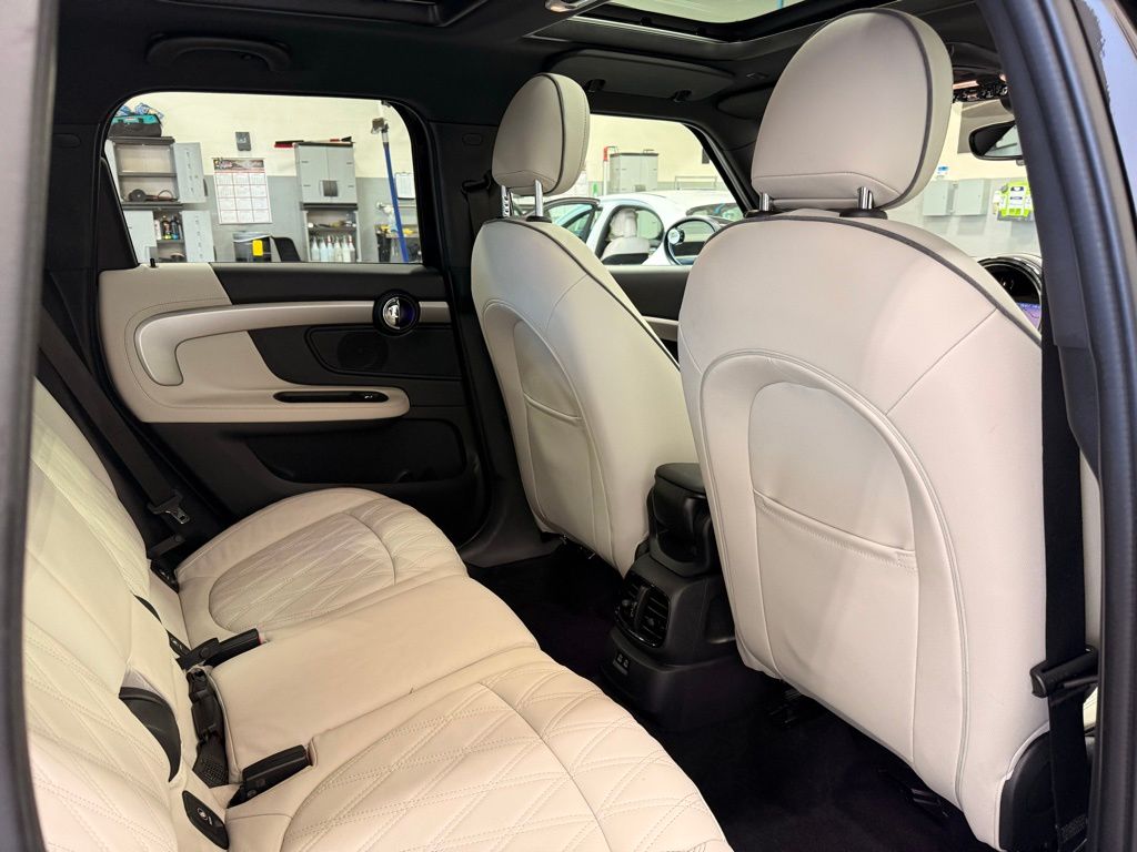 Thumbnail: 2023 MINI Cooper Countryman - 28