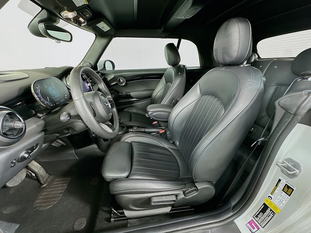 Thumbnail: 2023 MINI Cooper - 21