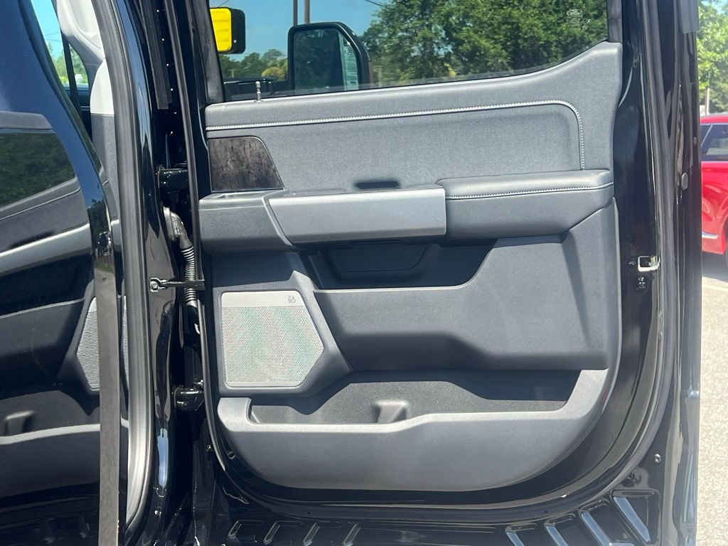 2025 Ford F-350SD Lariat Black at Walterboro Ford