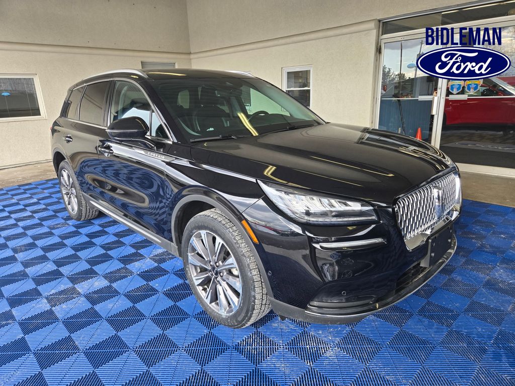 Infinite Black Metallic Clearcoat 2022 Lincoln Corsair Reserve AWD SUV / Crossover All-Wheel Drive 8-Speed Automatic