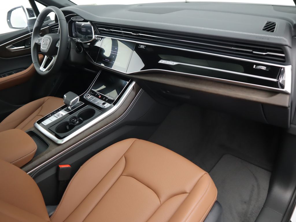 2025 Audi Q7  19