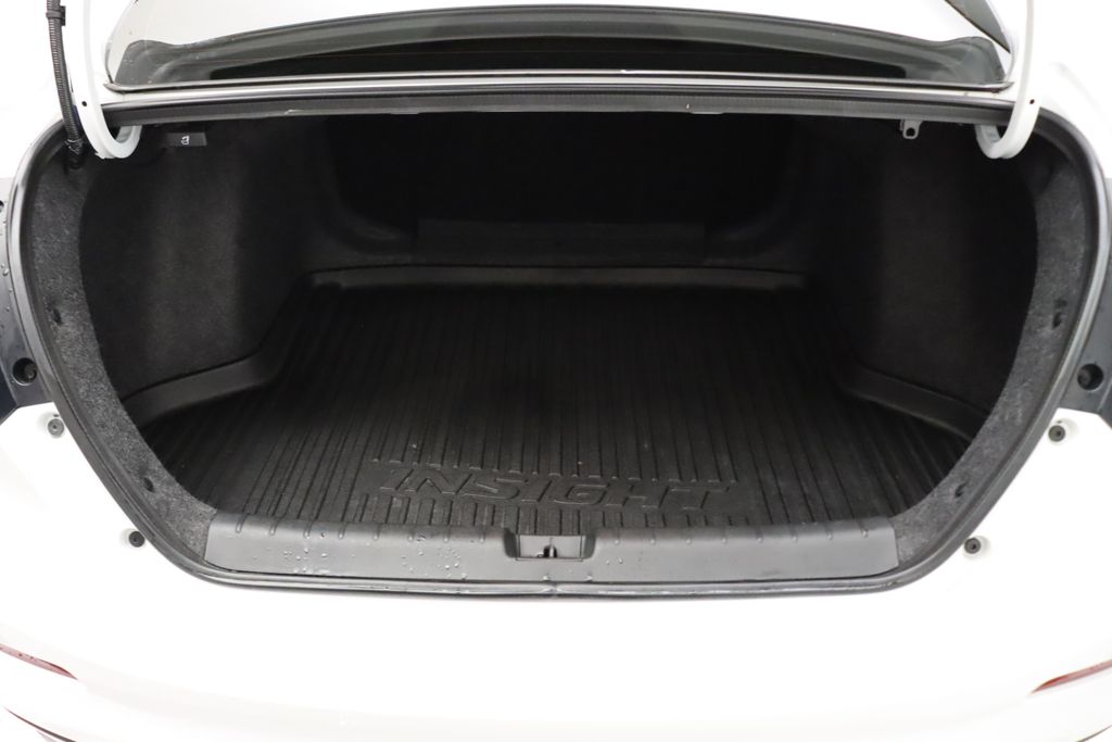 2022 Honda Insight Touring 22