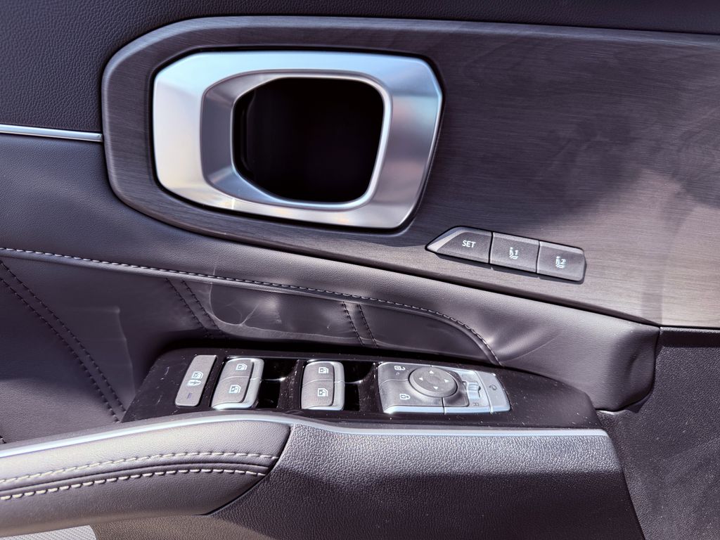 new 2026 Kia Sorento car, priced at $40,740