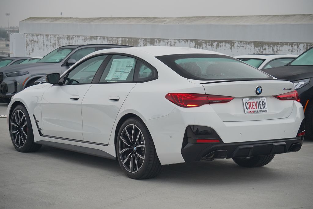 Thumbnail: 2026 BMW 4 Series - 7