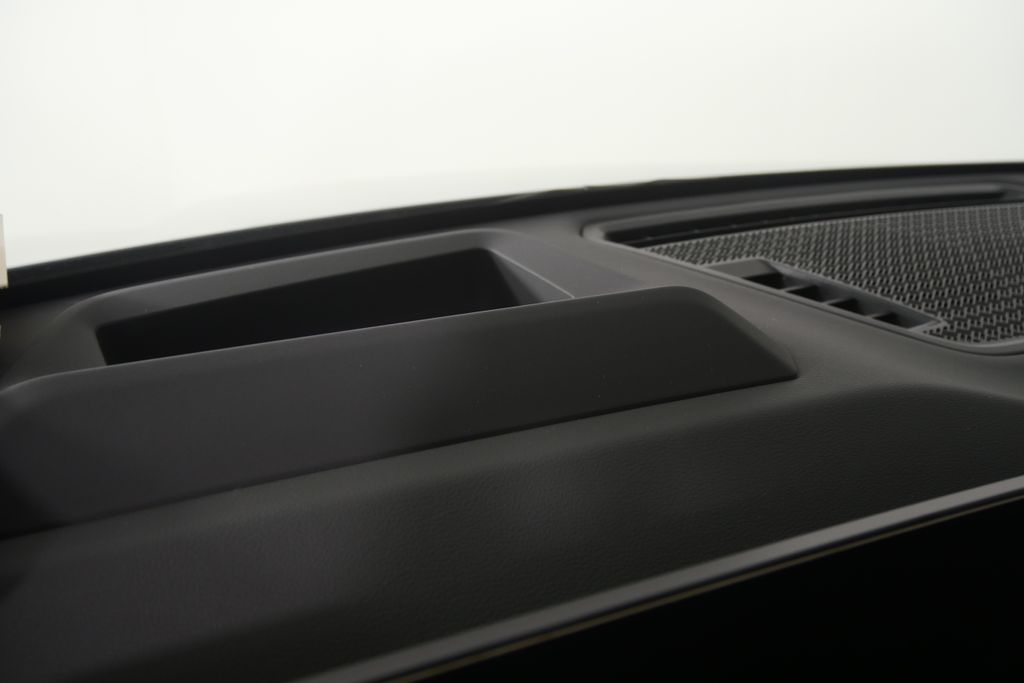 Thumbnail: 2027 BMW X1 - 17