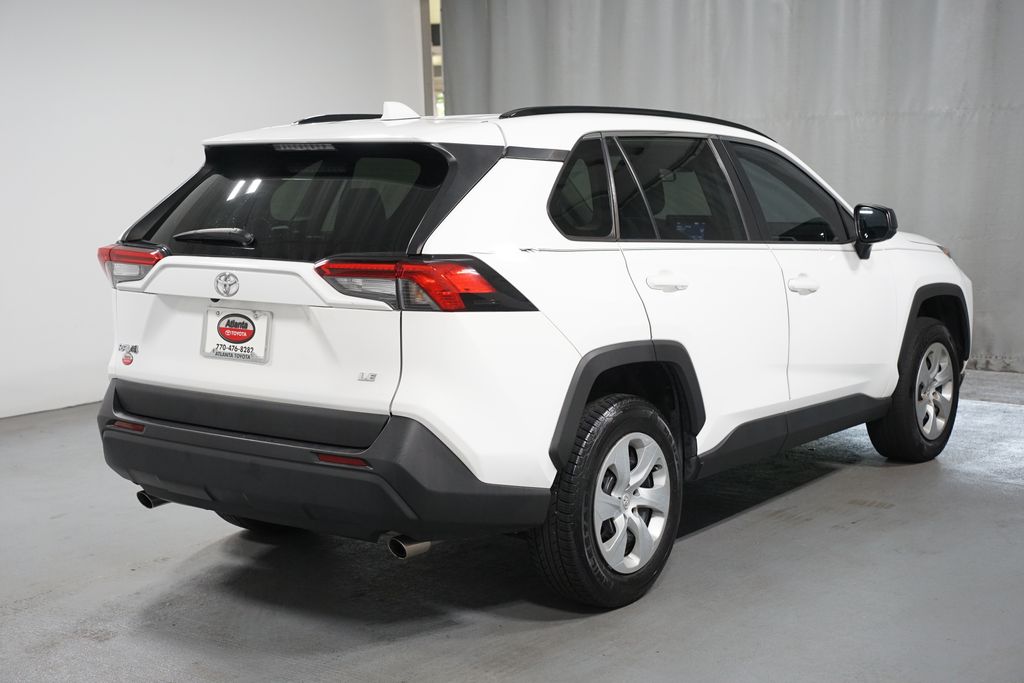 Thumbnail: 2021 Toyota RAV4 - 8