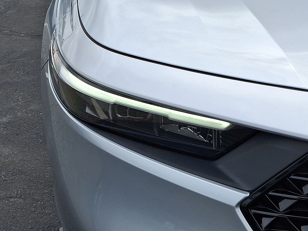 Thumbnail: 2023 Honda Accord - 9