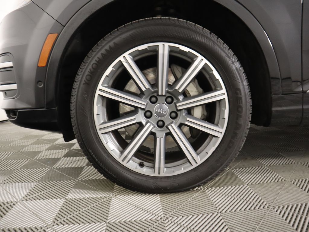 Thumbnail: 2019 Audi Q7 - 31
