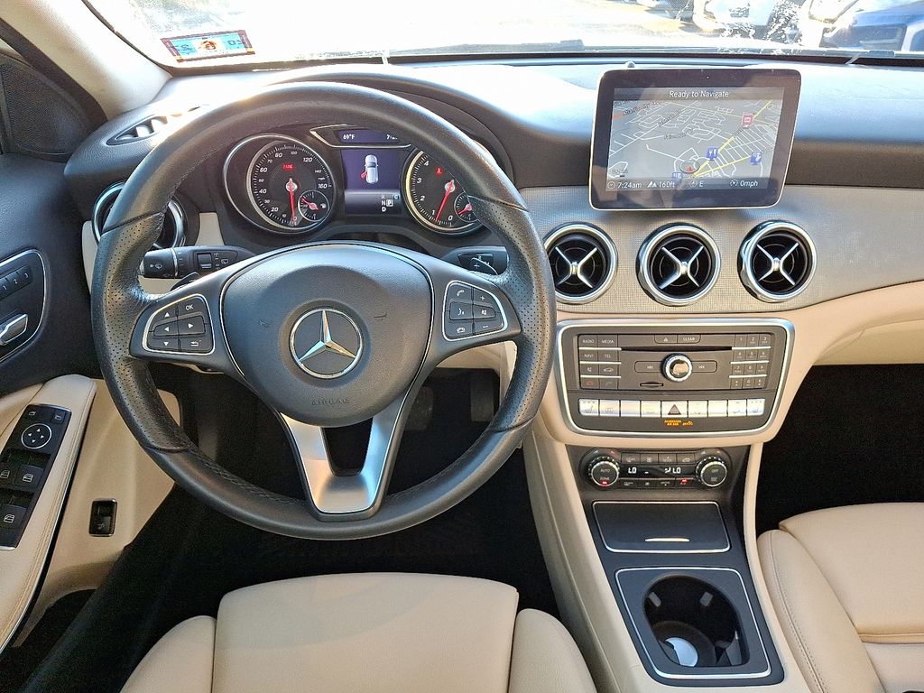 Thumbnail: 2018 Mercedes-Benz GLA - 12