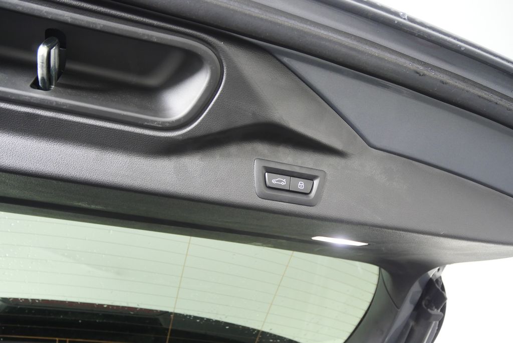 Thumbnail: 2025 BMW X5 - 18