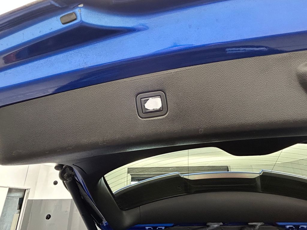 Used 2019 Kinetic Blue Metallic Chevrolet Base image 41