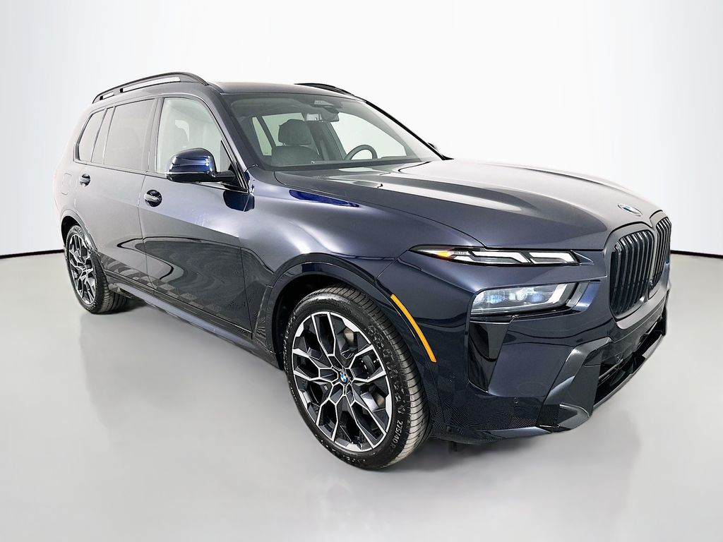 Thumbnail: 2027 BMW X7 - 3
