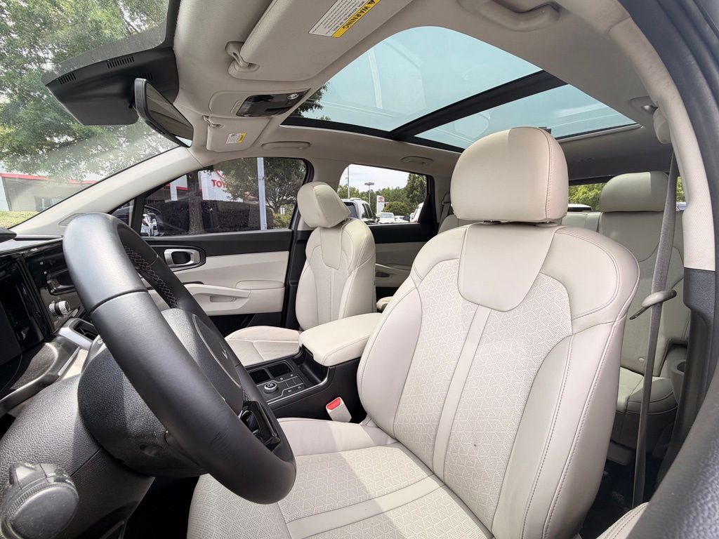 2022 Kia Sorento S Silver - Jim Hudson Acura - Image 24