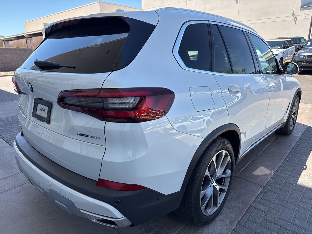 Thumbnail: 2023 BMW X5 - 3