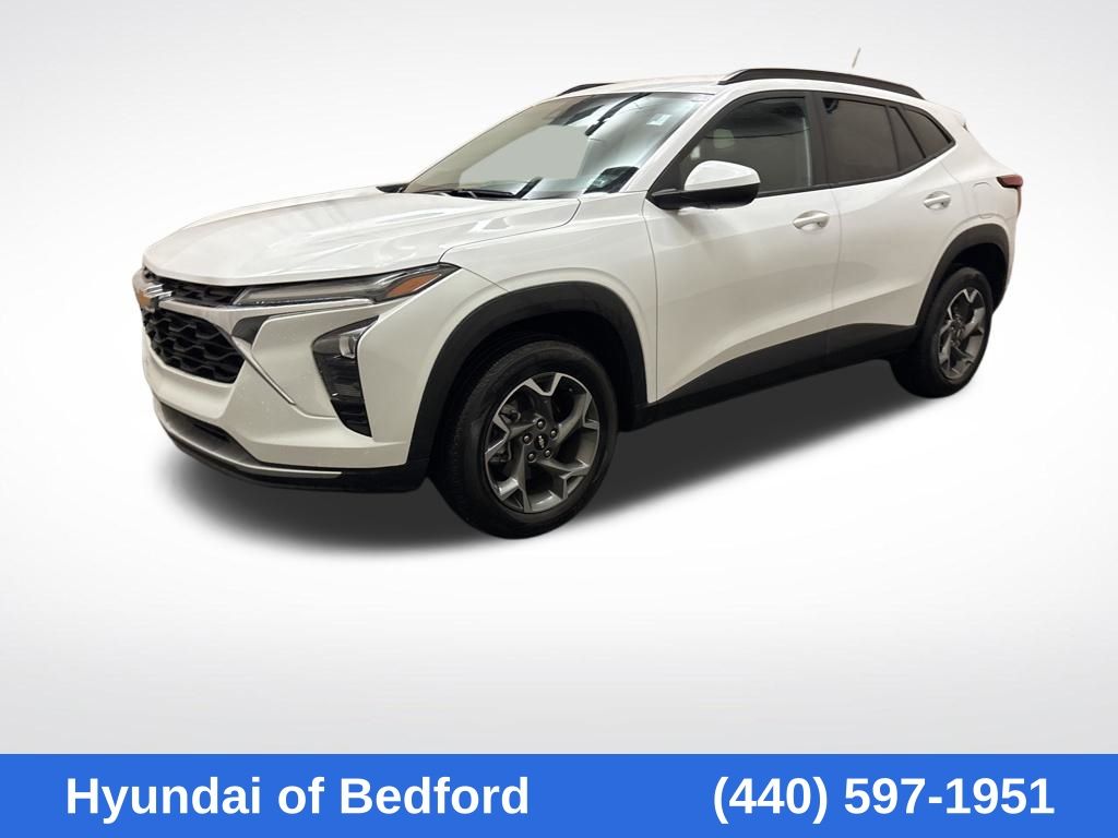 2025 Chevrolet Trax LT FWD