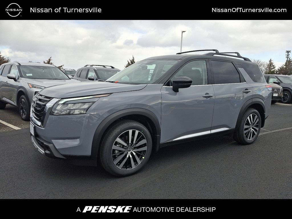 2025 Nissan Pathfinder Platinum Hero Image