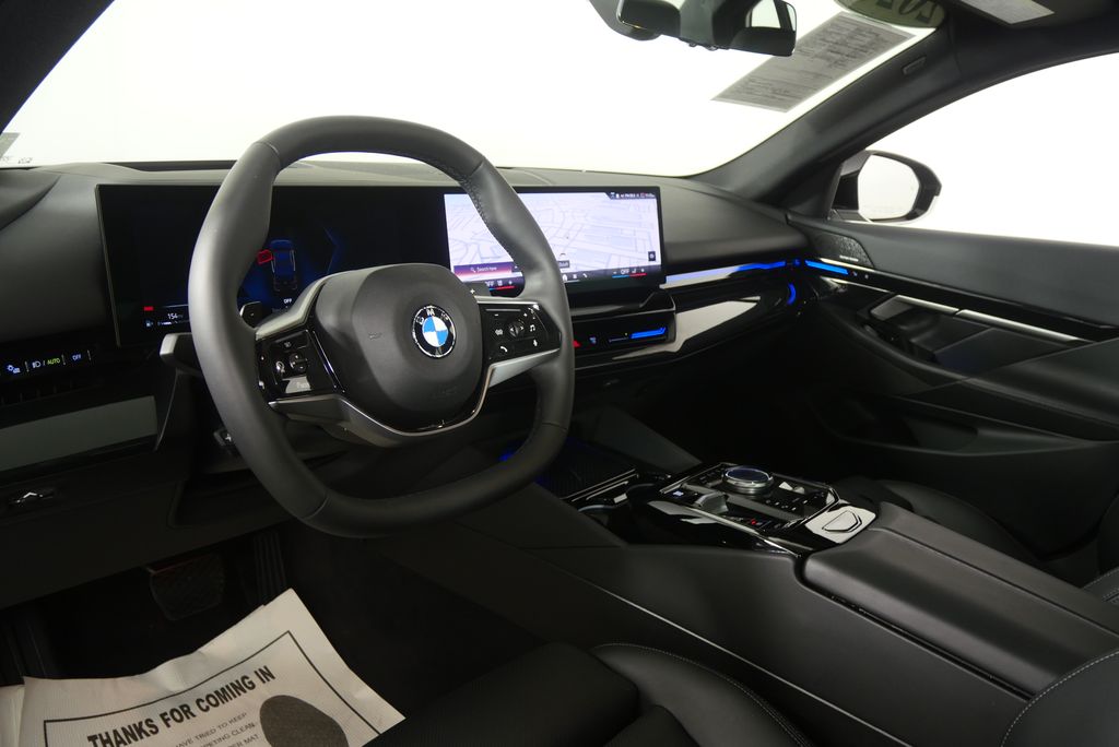 Thumbnail: 2026 BMW 5 Series - 12