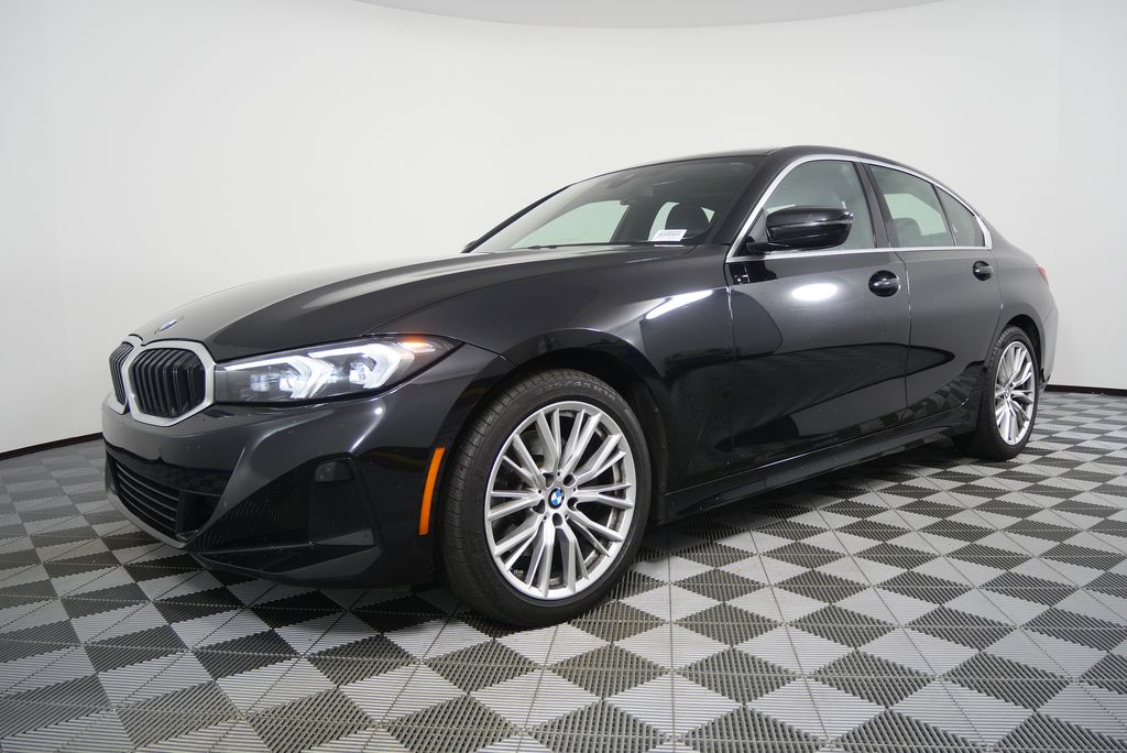 Thumbnail: 2024 BMW 3 Series - 8