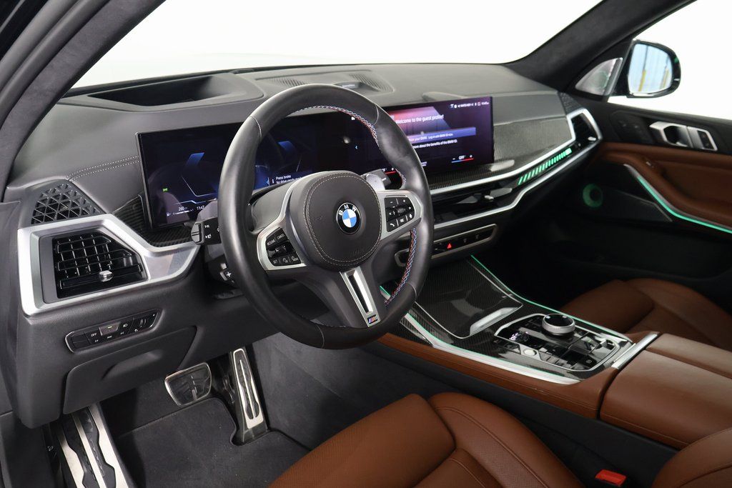 2023 BMW X7 M60i 7
