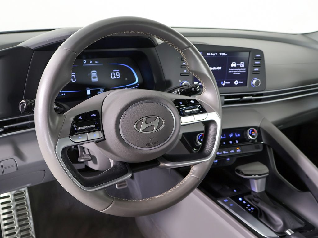 Certified Used 2025 White Hyundai SEL Sport image 21