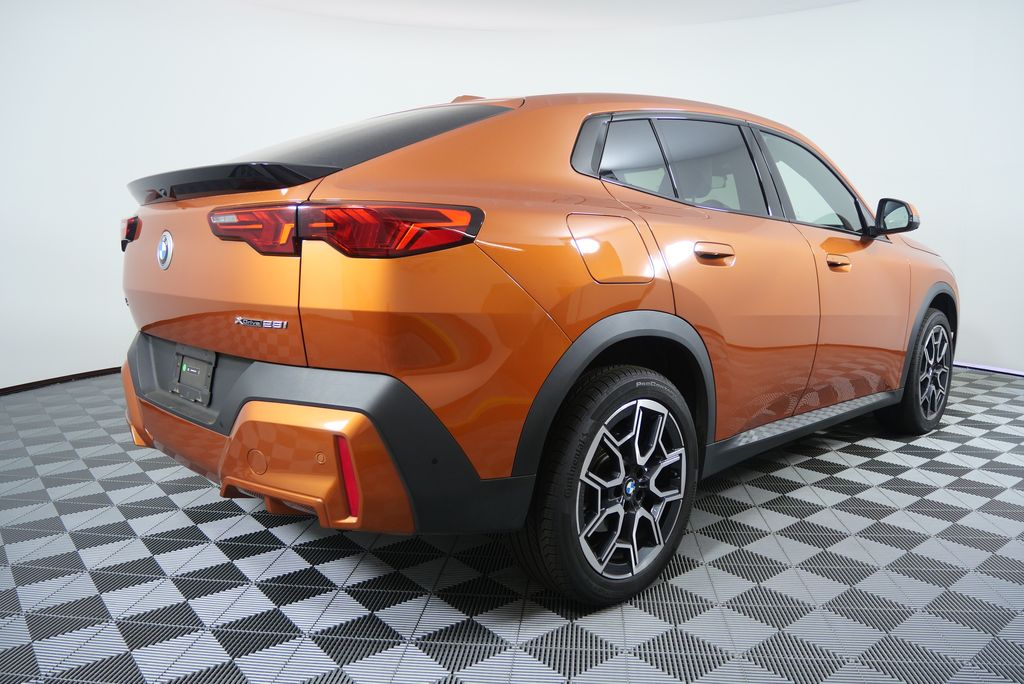 Thumbnail: 2025 BMW X2 - 3