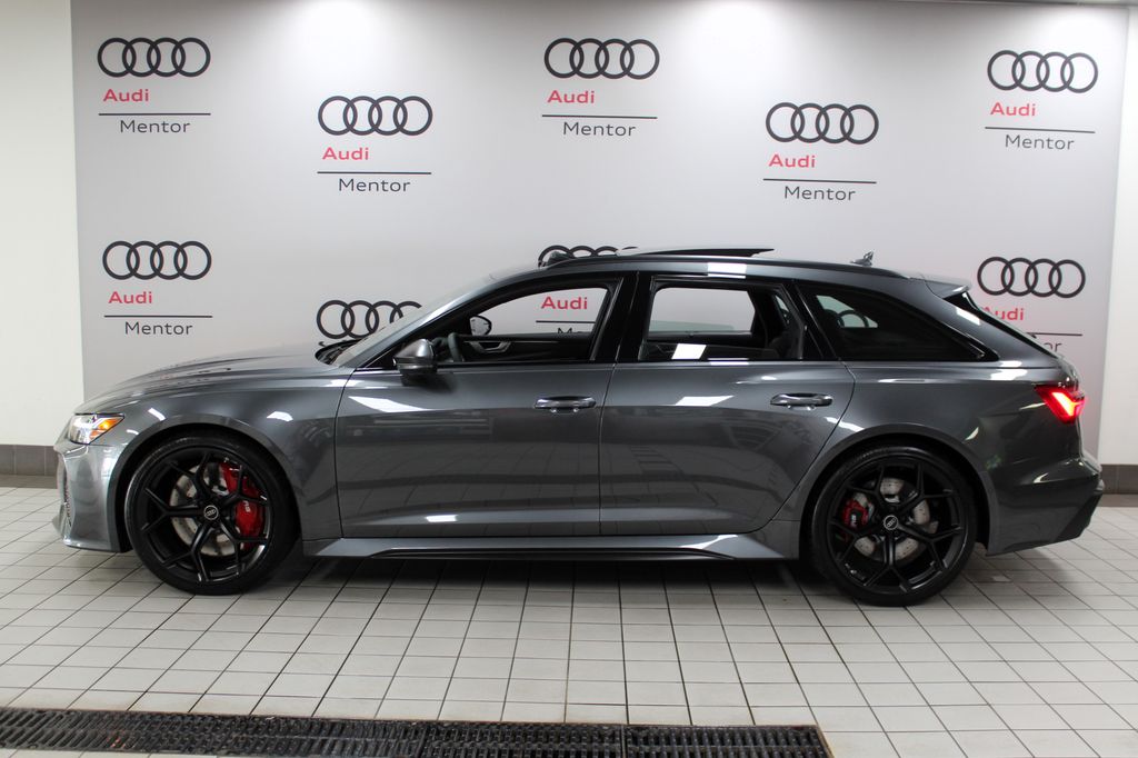 Thumbnail: 2026 Audi RS 6 - 3