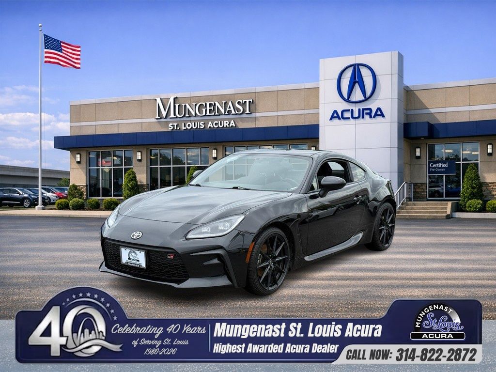 Raven 2022 Toyota GR86 Premium RWD Coupe Rear-Wheel Drive 6-Speed Automatic