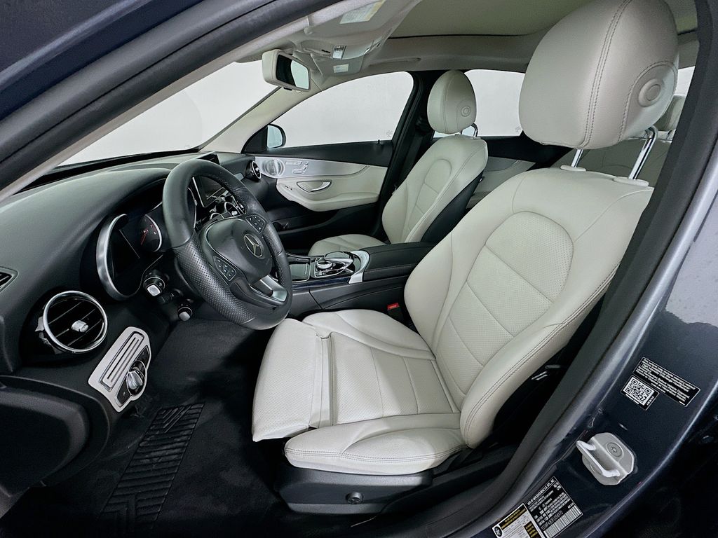 2015 Mercedes-Benz C-Class C 300 19