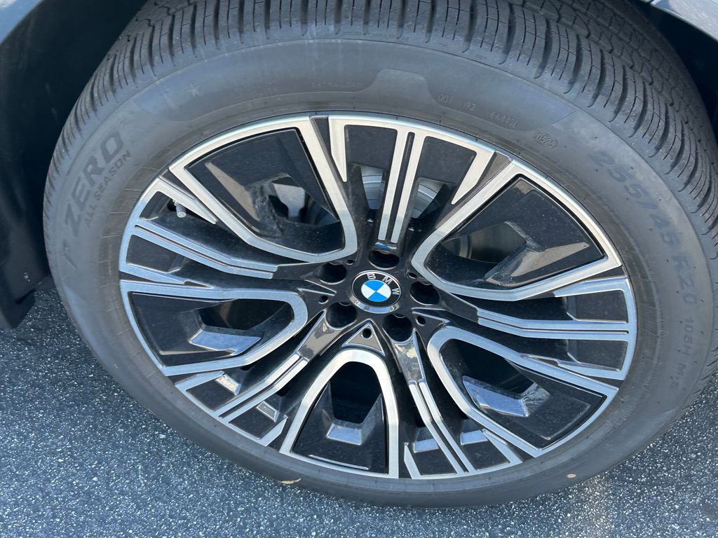 Thumbnail: 2025 BMW X3 - 3