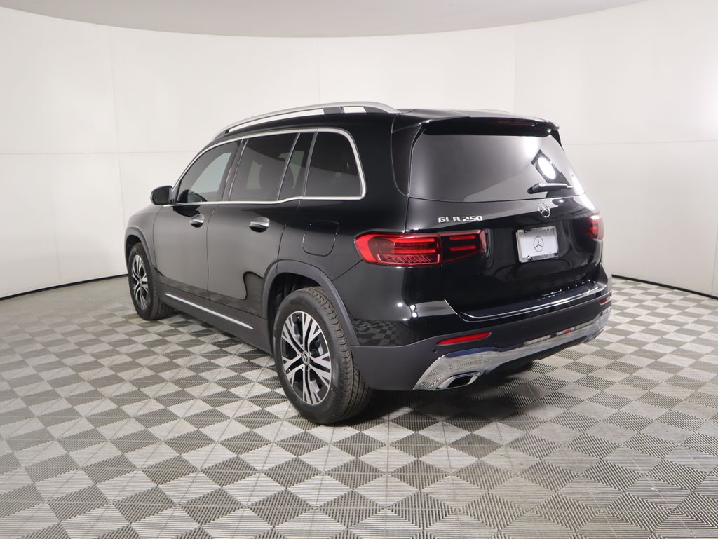 Thumbnail: 2026 Mercedes-Benz GLB - 7