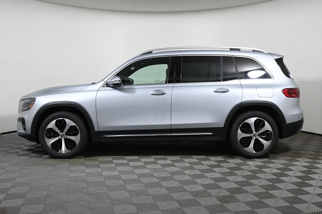 Thumbnail: 2026 Mercedes-Benz GLB - 2