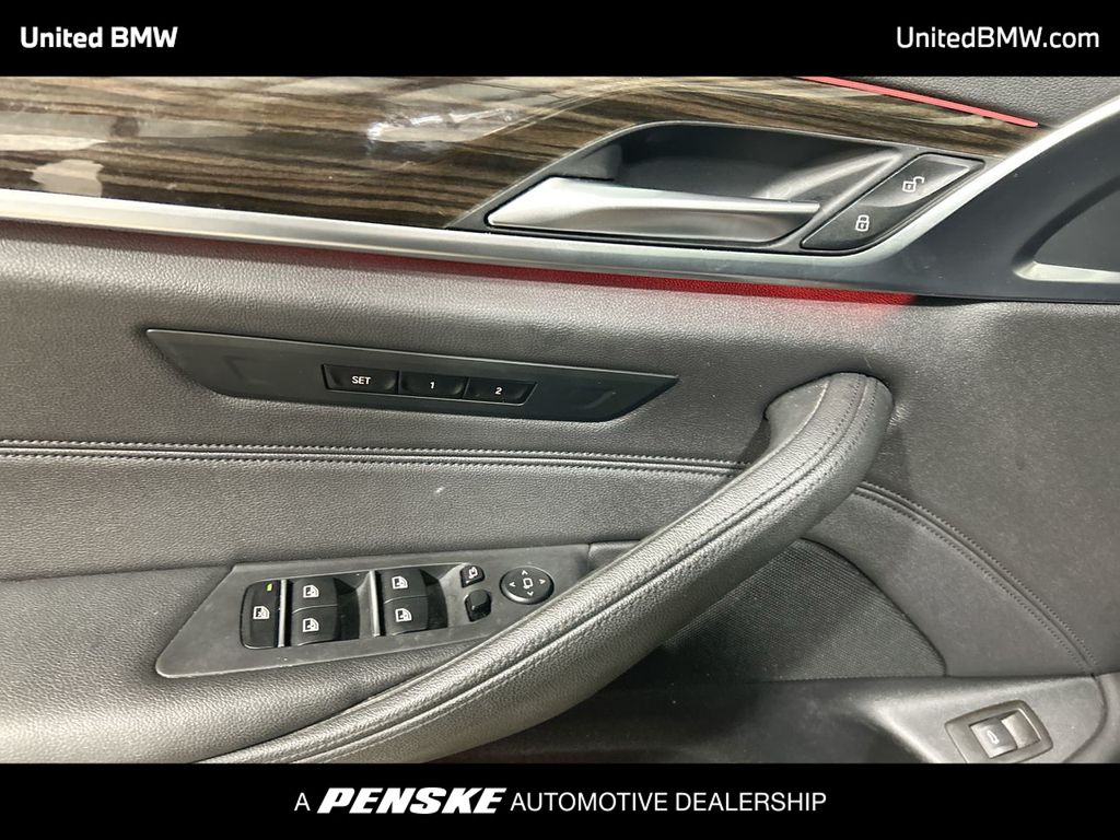 Thumbnail: 2019 BMW 5 Series - 11