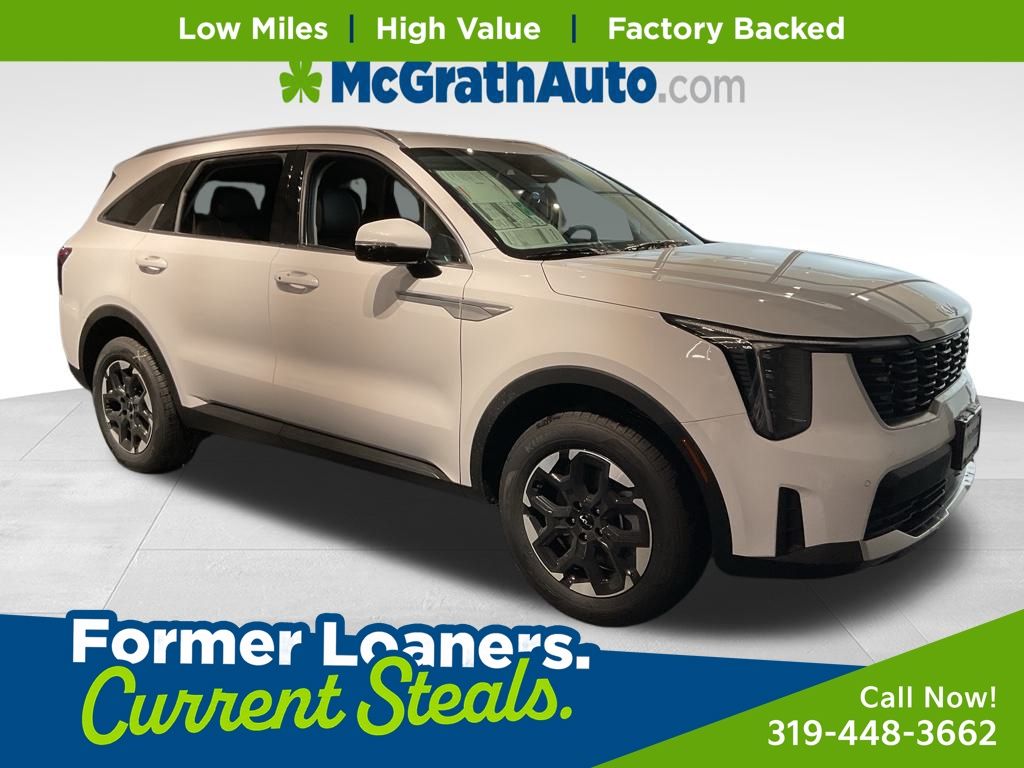 Glacial White Pearl 2026 Kia Sorento SUV / Crossover All-Wheel Drive 8-Speed Automatic