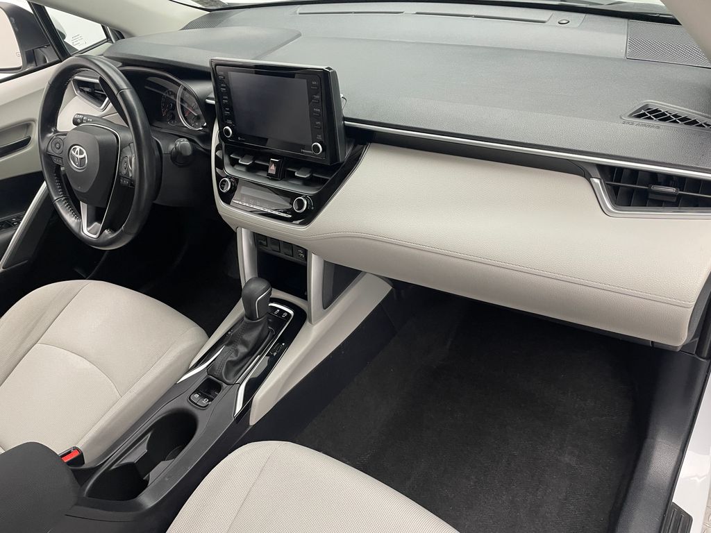 Thumbnail: 2022 Toyota Corolla Cross - 15