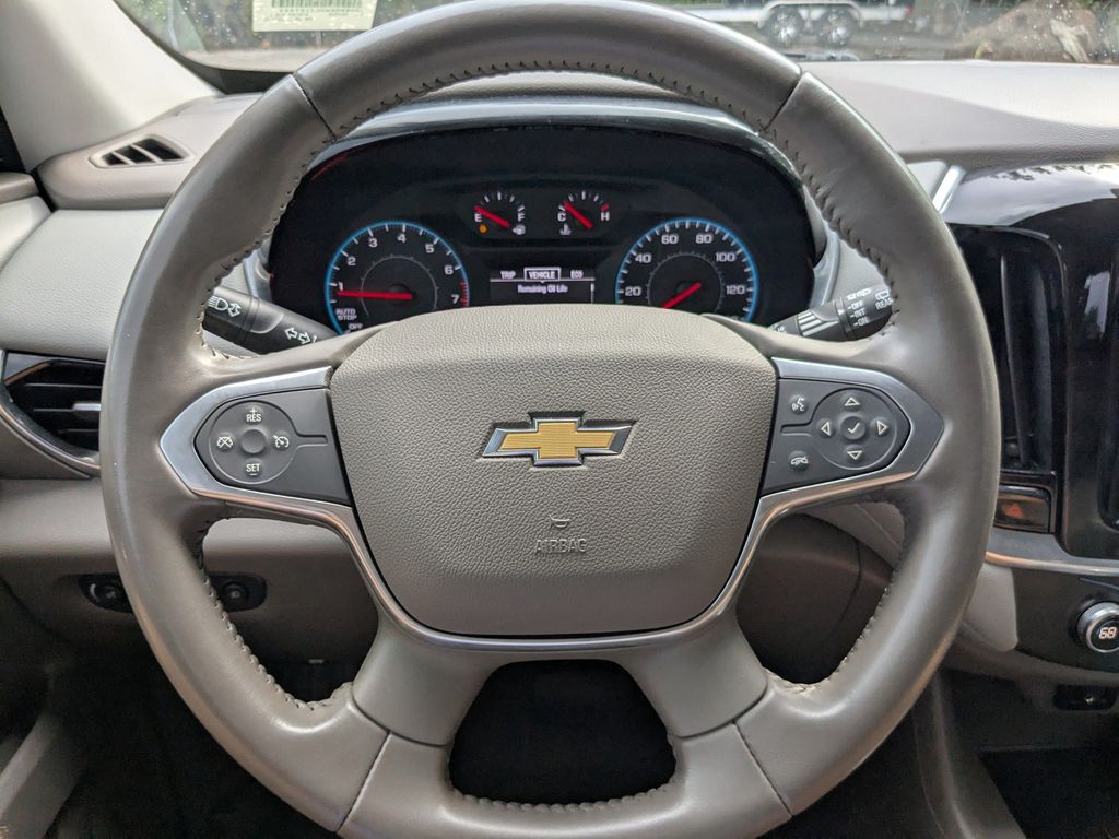 2020 Chevrolet Traverse FWD LT Cloth