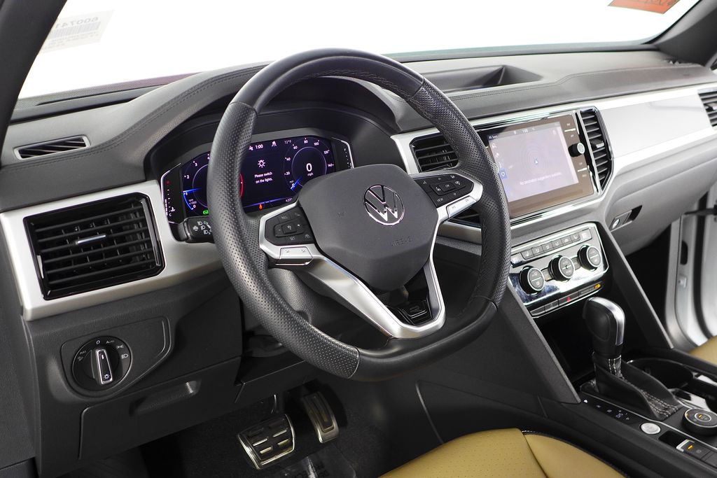 Thumbnail: 2023 Volkswagen Atlas - 31