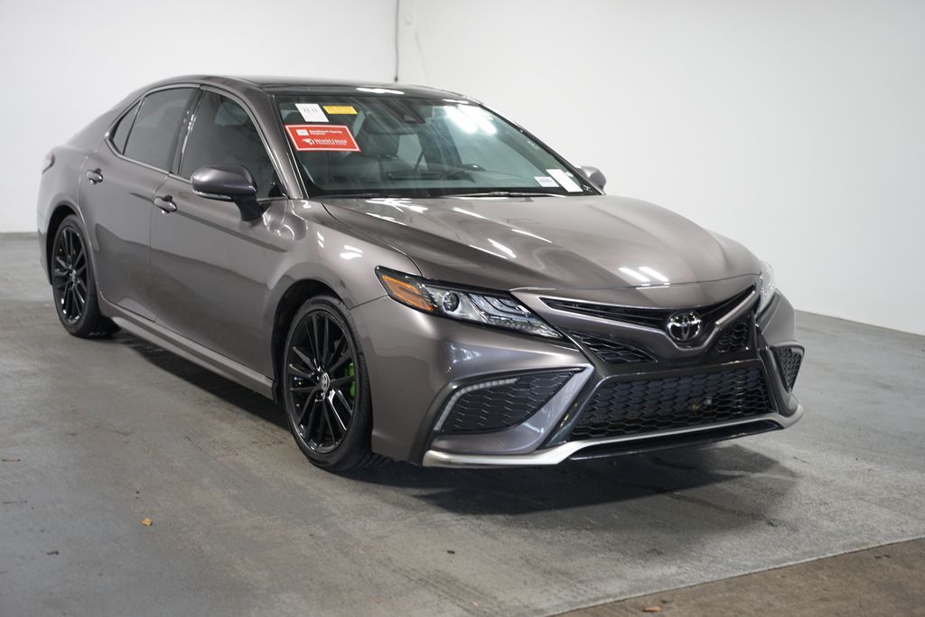 2023 Toyota Camry XSE 3